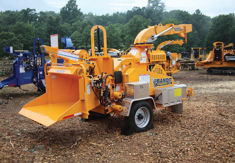 Browse Specs and more for the INTIMIDATOR™ 15XPC Track Hand-Fed Chipper - Bobcat of Huntsville