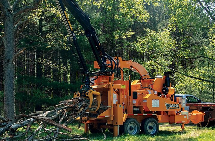 Browse Specs and more for the INTIMIDATOR™ 21XP Towable Hand-Fed Chipper - Bobcat of Huntsville