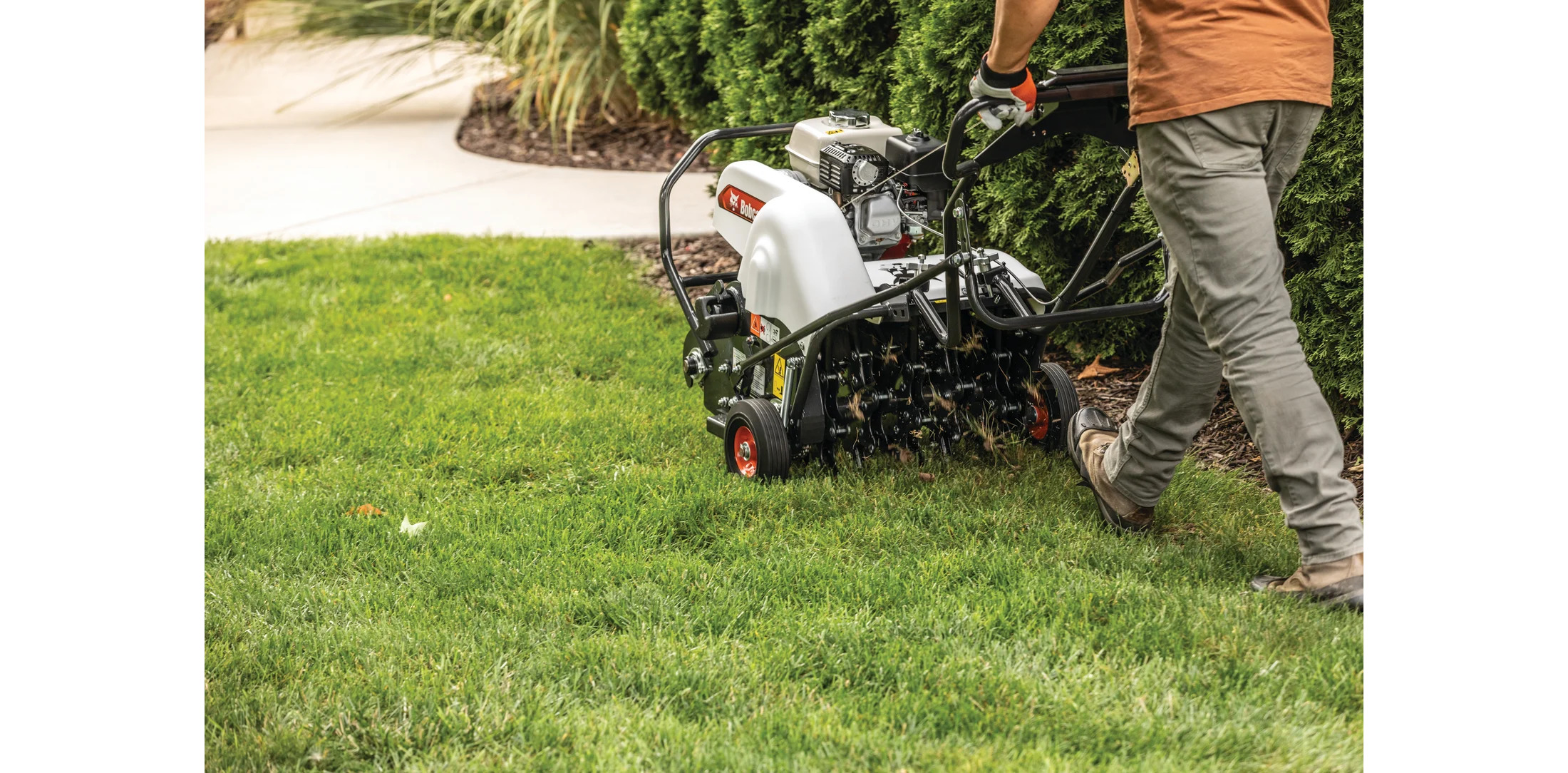 Browse Specs and more for the Bobcat AE19 Walk-Behind Aerator - Bobcat of Huntsville
